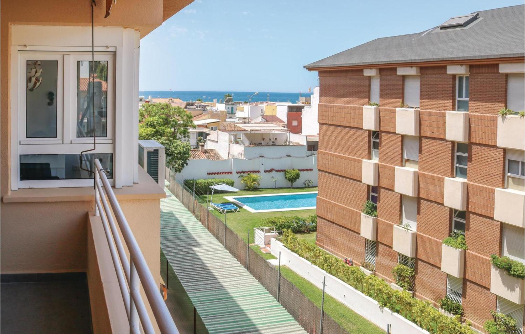 Appartamento 4 Bedroom Stunning In Málaga
